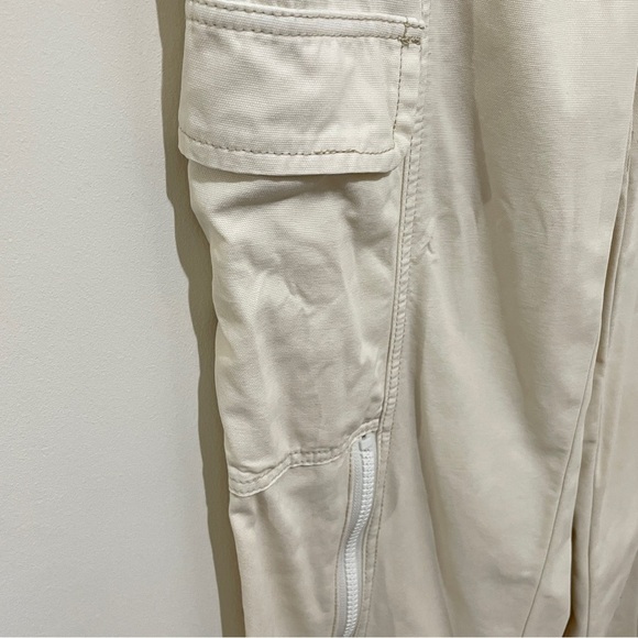 PacSun Cream Cargo Pants Utility Low Rise Puddle, Size Small - Picture 4 of 12